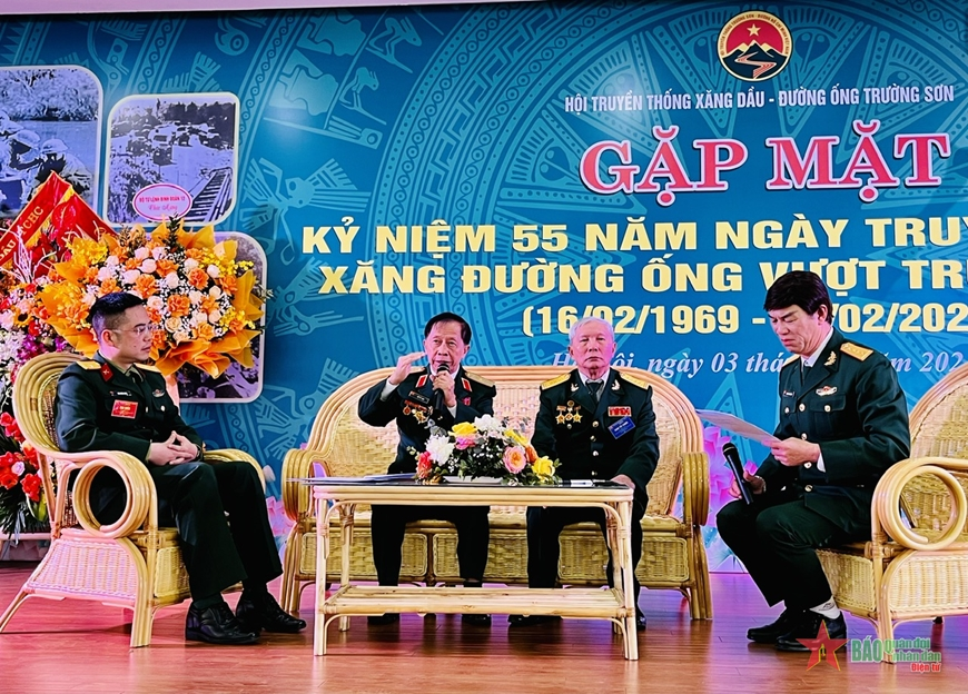 Gặp mặt kỷ niệm 55 năm Ngày truyền thống xăng đường ống vượt Trường Sơn